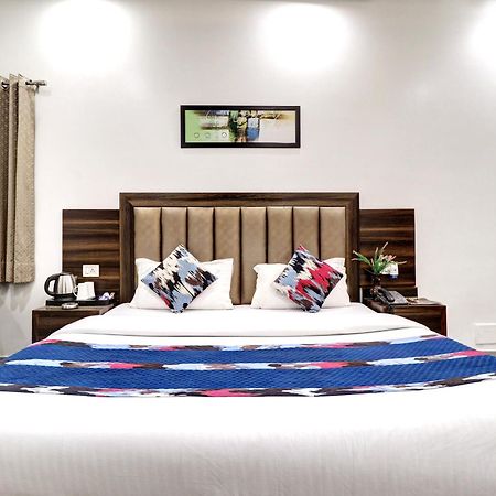 Hotel Emporio Dx - New Delhi Railway Station - Paharganj Eksteriør bilde