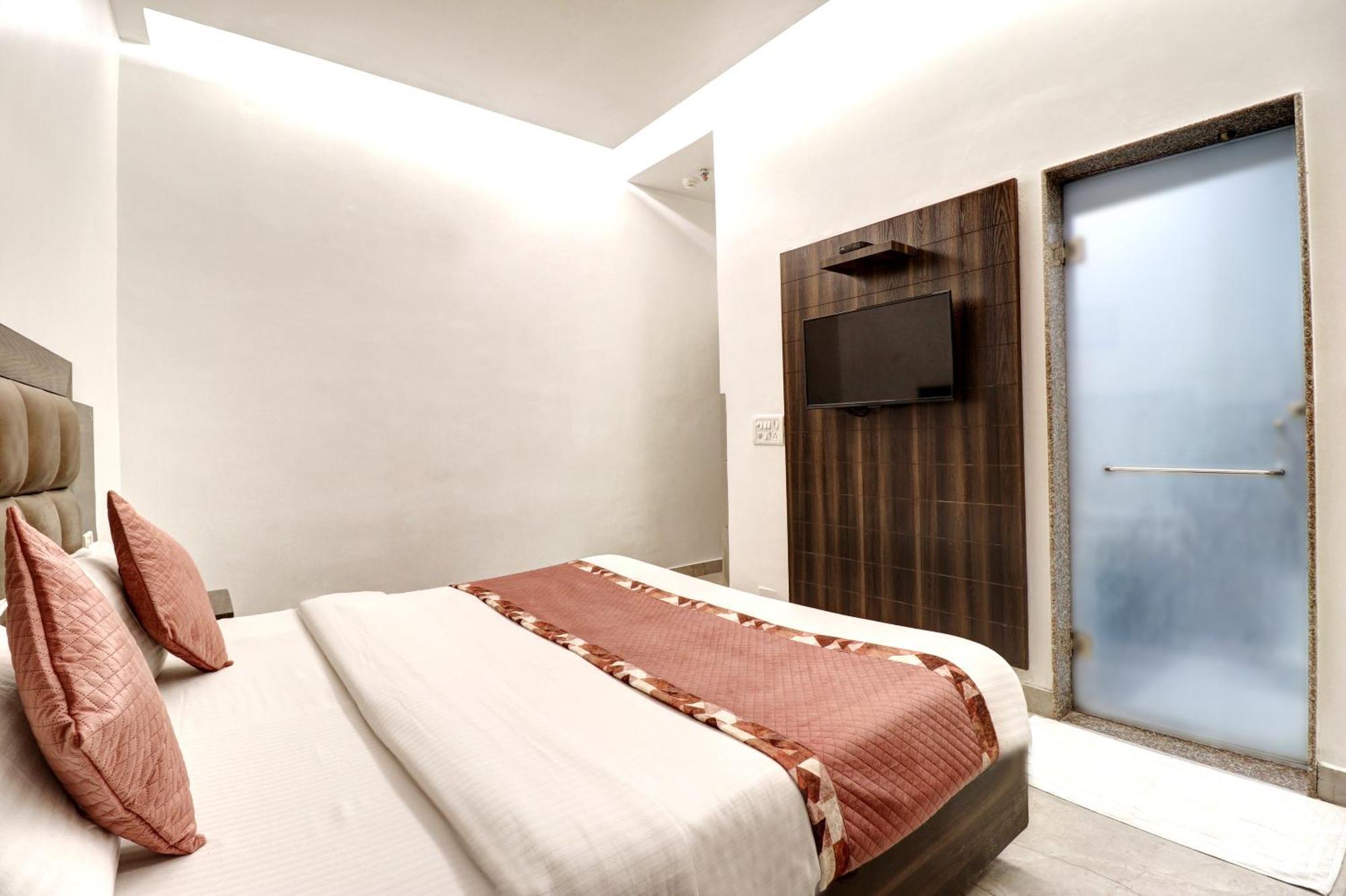 Hotel Emporio Dx - New Delhi Railway Station - Paharganj Eksteriør bilde